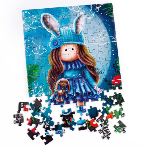 Puzzle De.tail «Pretty doll in the moonlight»