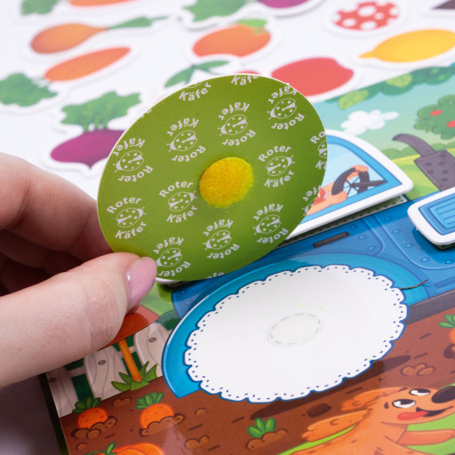 Busy book with velcro "The animals on the farm"