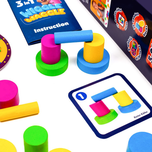 Wooden toys fo fun "Wiggle waggle"