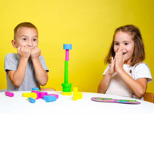 Wooden toys fo fun "Wiggle waggle"