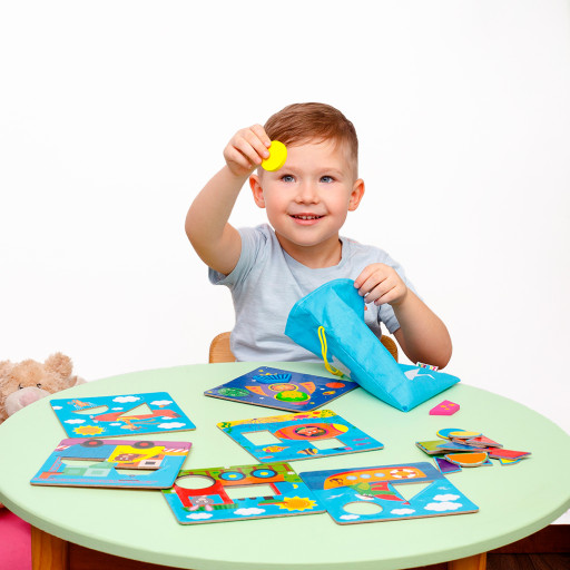 Sorting game with wooden figures "Transport"